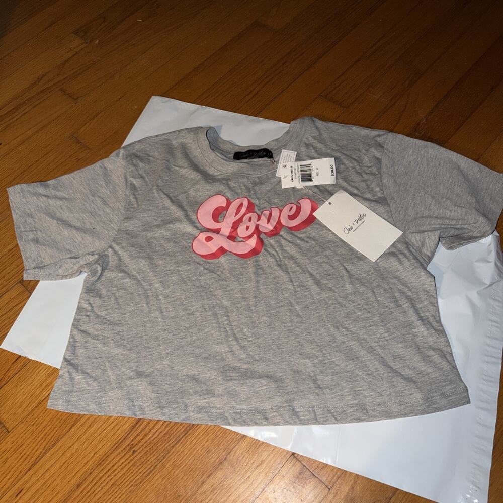 Womens Short Sleeve T-Shirt NWT Oak & Trellis Size M LOVE Heather Grey Crop Top